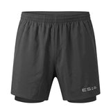 ES16 Performance Shorts, med innershorts.